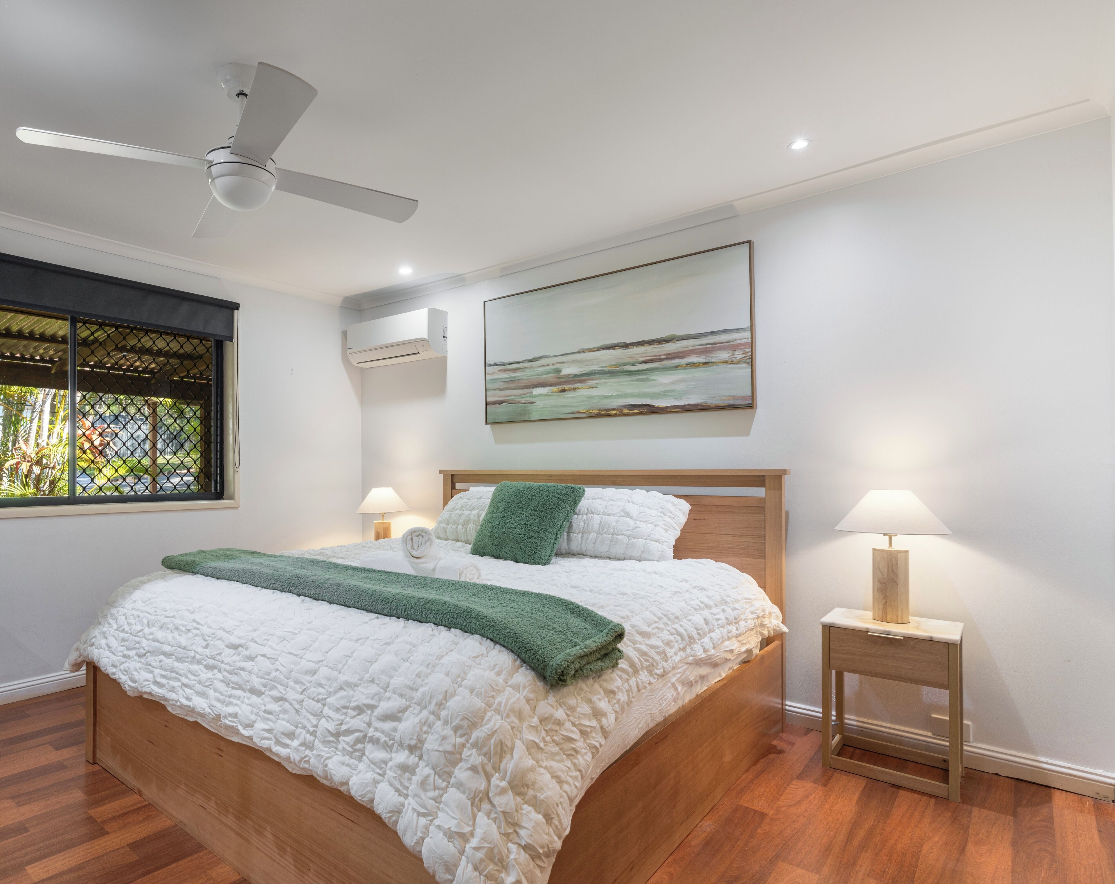 Strykejern/-brett, wi-fi og sengetøy