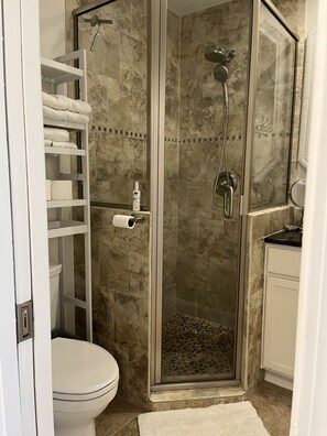 Shower, hair dryer, towels, toilet paper - 1- bedroom condo-Smack-Dab-In-The-Middle of OIB (Ocean Isle Beach)