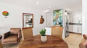 Interior - Oceanfront • AC • W/D • Desk • Central Maui (Wailuku)