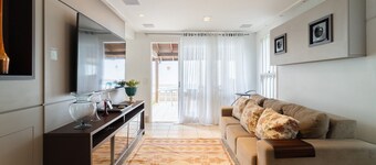 House w/ Pool and BBQ in Jurere - Rom0591