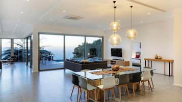 Vila | 4 quartos, acesso à internet de alta velocidade