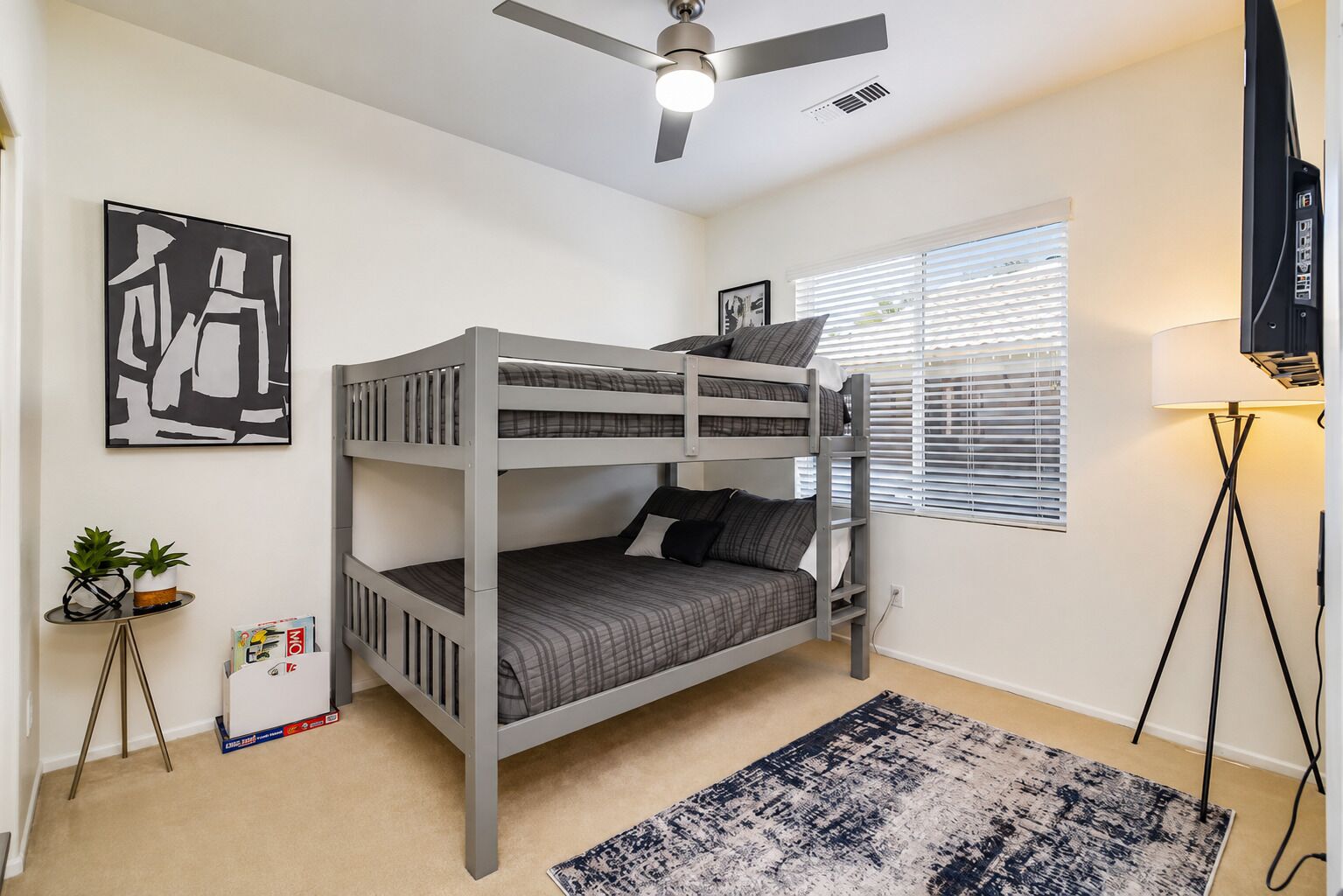 4 bedrooms, iron/ironing board, travel crib, WiFi (free)