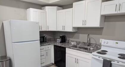 The Junction Cove 2Bed Apartment, Walk to Downtown