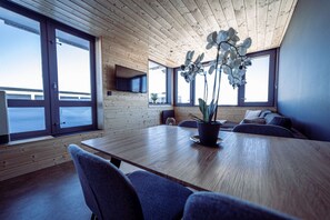 Dining - Aime 2000 - Diamant - 6 personnes (AIME LA PLAGNE)