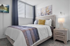 Silitysrauta/-lauta, ilmainen Wi-Fi, vuodevaatteet