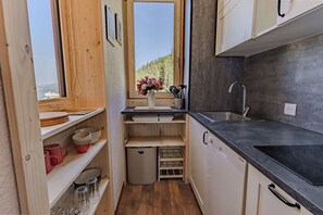 Fridge, microwave, oven, dishwasher - Résidence 3000 - Plagne Bellecôte - 4 à 5 personnes (LA PLAGNE TARENTAISE)