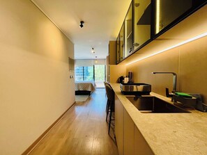 1 غرفة نوم ومكتب ومكواة/لوح كي وواي فاي