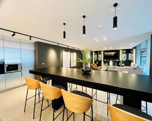 Modern Studio in Prime Las Condes | Rooftop Pool & Gym