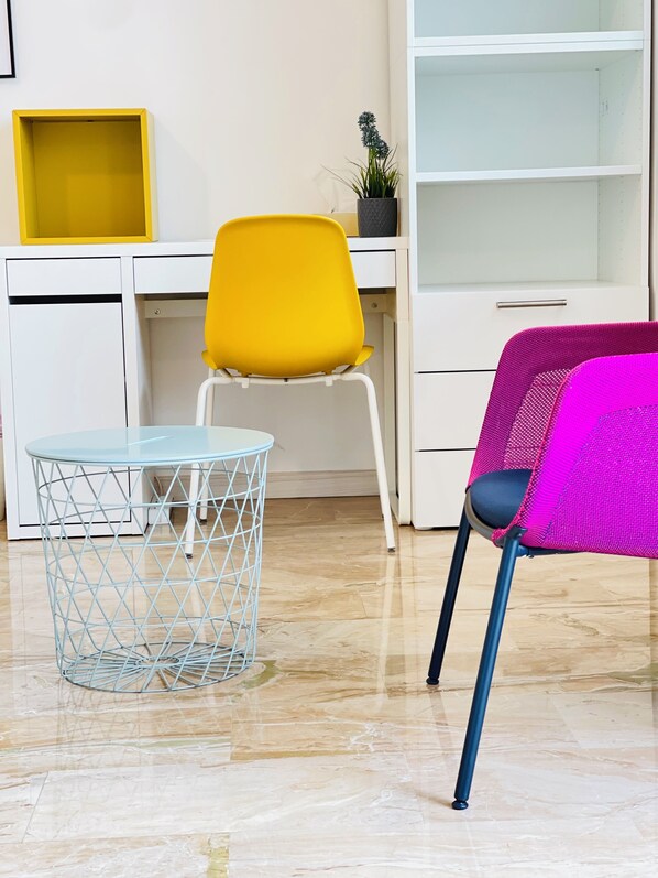 المنشأة من الداخل