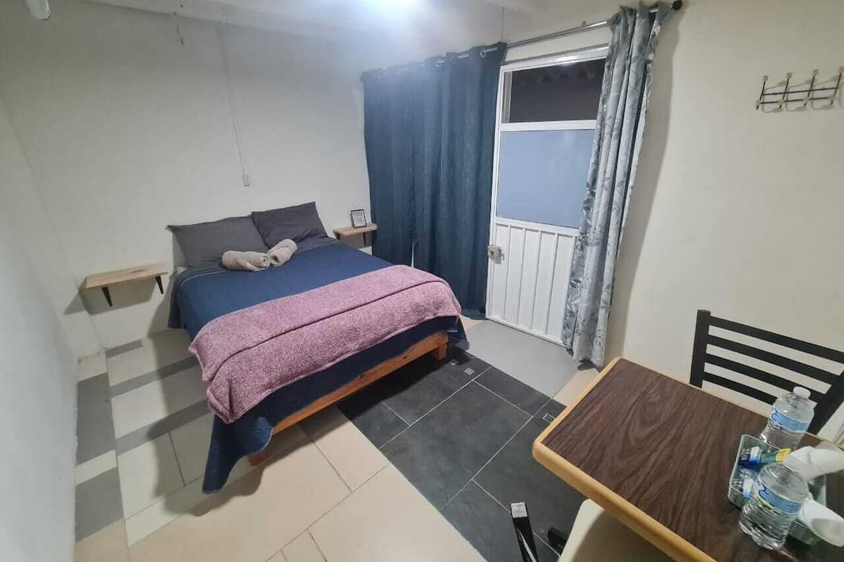 ห้องดับเบิล, ลานระเบียง, วิวสวนหย่อม | Wi-Fi ฟรี