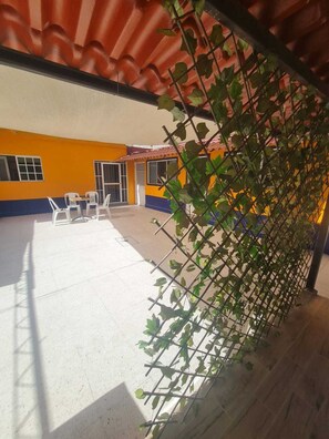 Double Room, Patio, Courtyard View | Living area