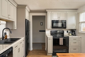 Private kitchen - Arvada Sweet Retreat (Arvada)