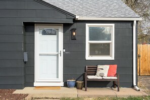 Exterior detail - Arvada Sweet Retreat (Arvada)