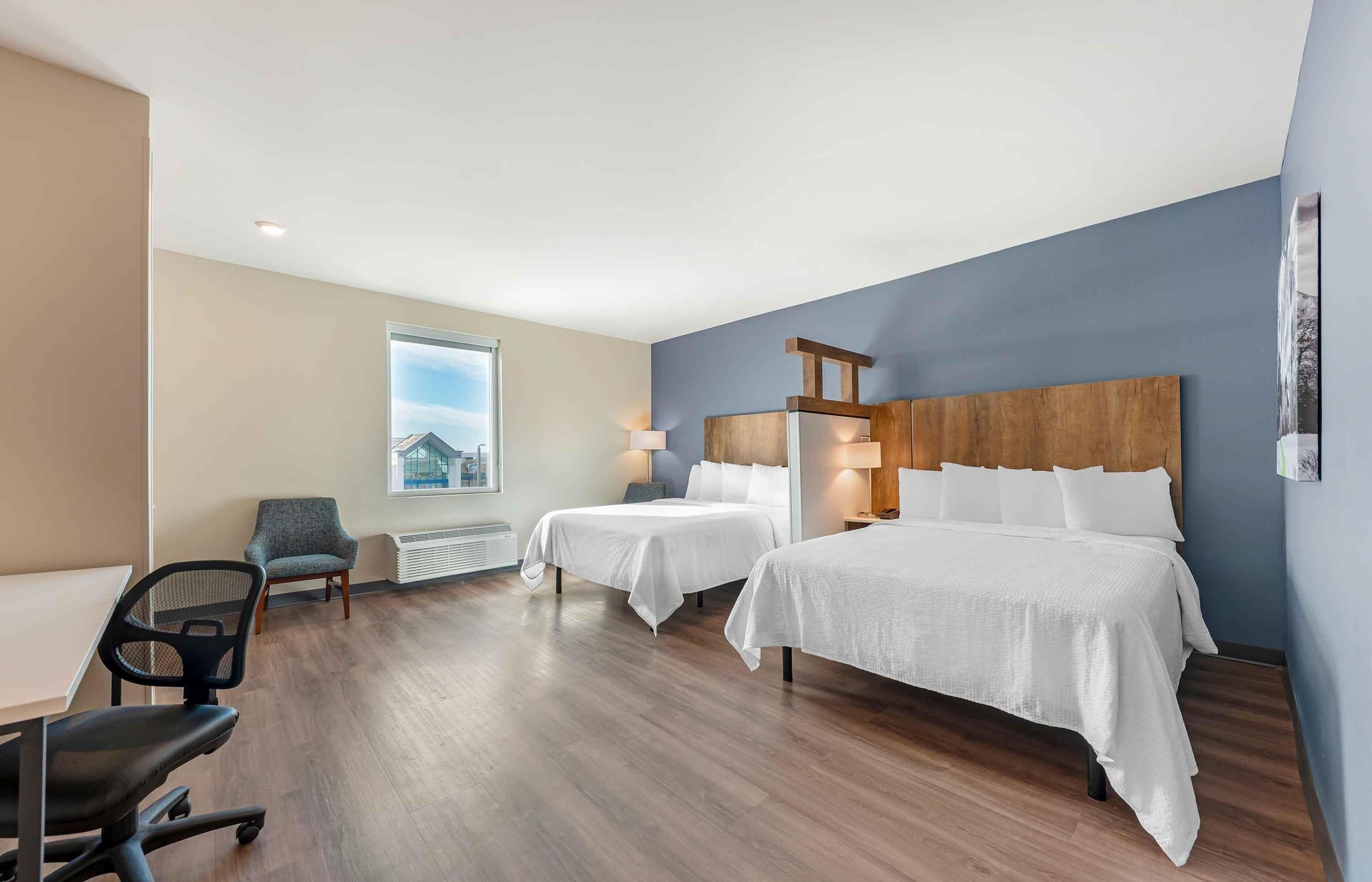 Premium bedding, laptop workspace, iron/ironing board, free WiFi