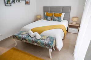 Iron/ironing board, WiFi, bed sheets - Cozy T1 in Nazaré - close to the beach! (Nazaré)