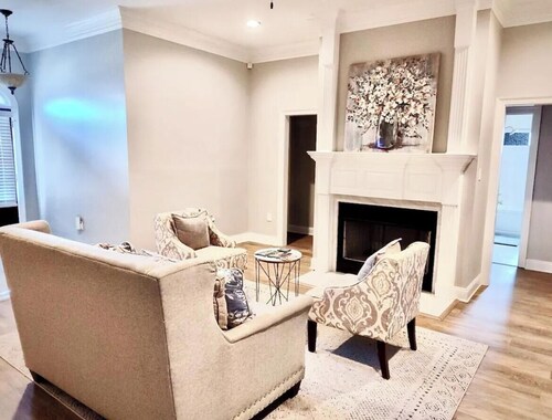 Peace on Woodwind @ Terrific 3-bedroom house in vibrant Baton Rouge