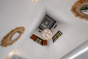 تفاصيل الفندق من الداخل