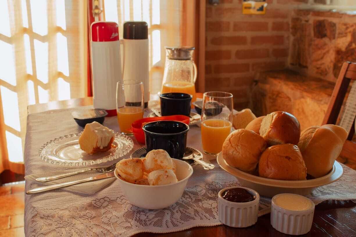 فطور كامل مجانًا يوميًا