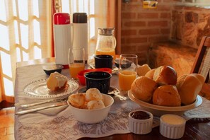 Free daily full breakfast
