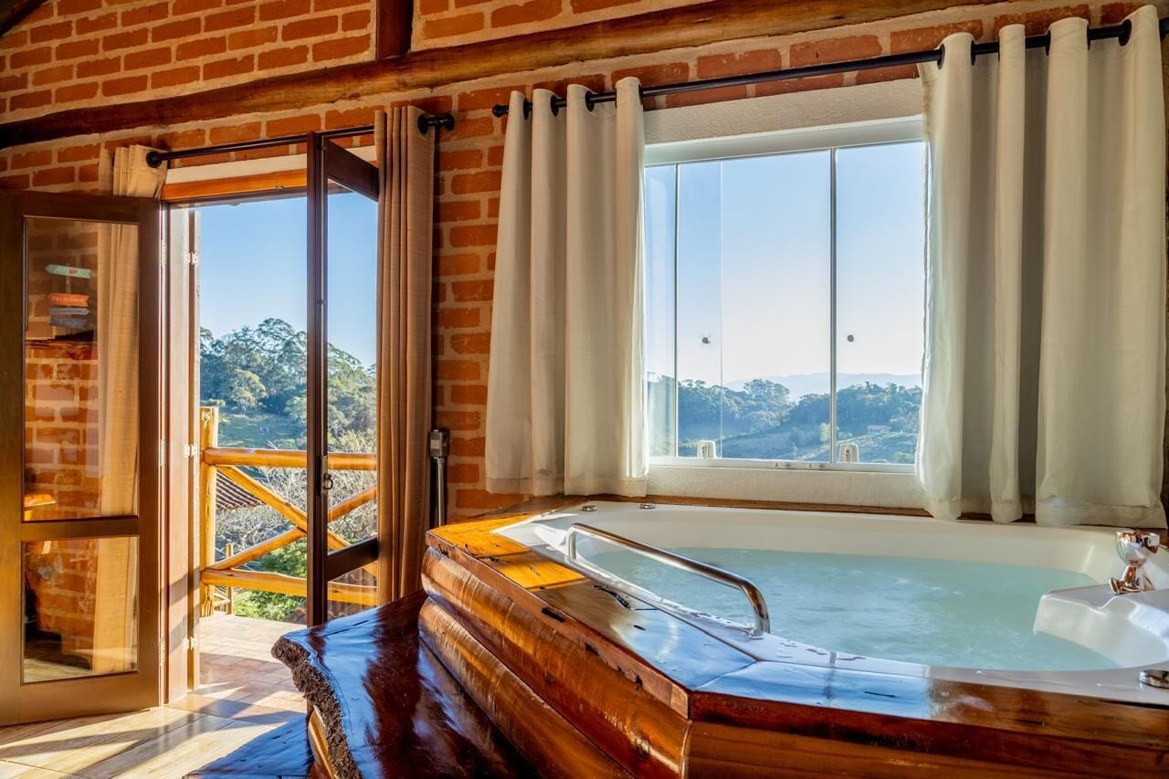 Deluxe-Chalet, Balkon, Bergblick | Kostenloses WLAN, Bettwäsche