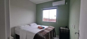 WiFi, bed sheets - Beautiful 3-bedroom penthouse near Campeche beach. (Florianópolis)