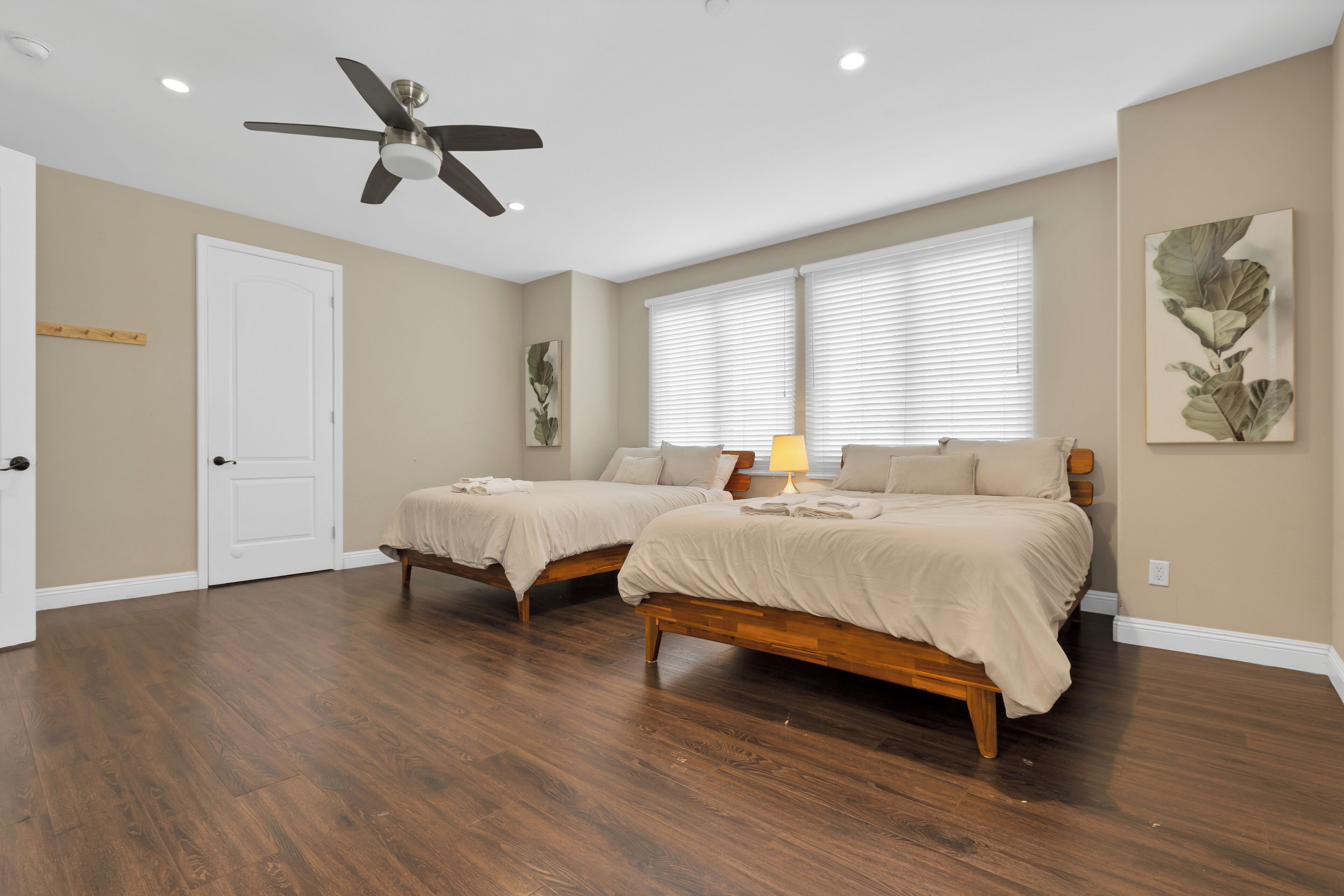 熨斗/熨衣板、上网接入、床单