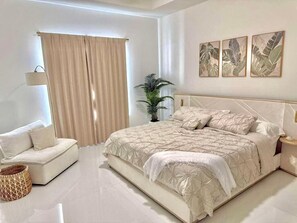 4 Schlafzimmer, Bügeleisen/Bügelbrett, kostenloses WLAN, Bettwäsche
