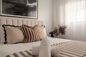 2 habitaciones, tabla de planchar con plancha y wifi gratis 