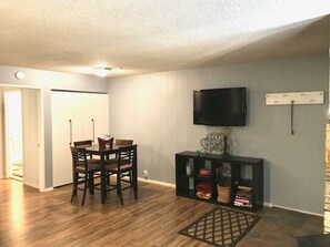 Dining - Majestic Mammoth Chalet | Epic Location! | Jacuzzi (Mammoth Lakes)