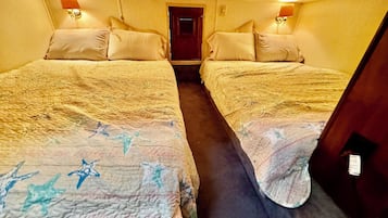 2 bedrooms, WiFi, bed sheets