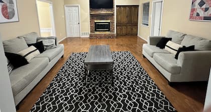 NEW Grand Escape For Large Families & Groups