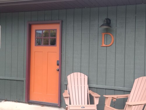 Deluxe Cabin D at Elk Creek Escape