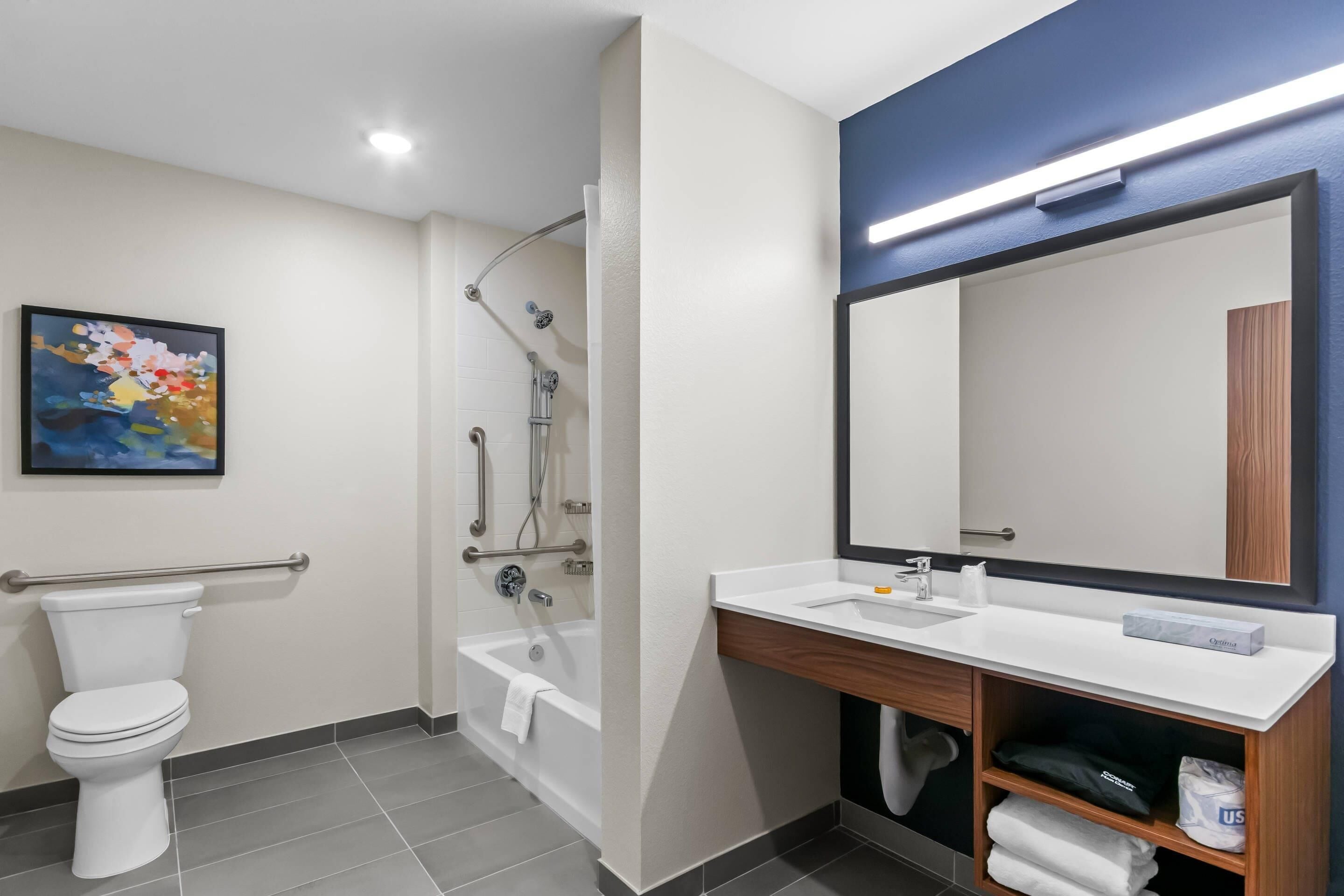 Suite, 1 King Bed, Accessible Bathtub, Non Smoking | Pillowtop beds, desk, laptop workspace, iron/ironing board