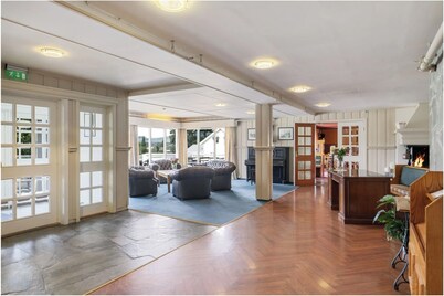 Hotell Våler-Elverum-flisa-kirkenær