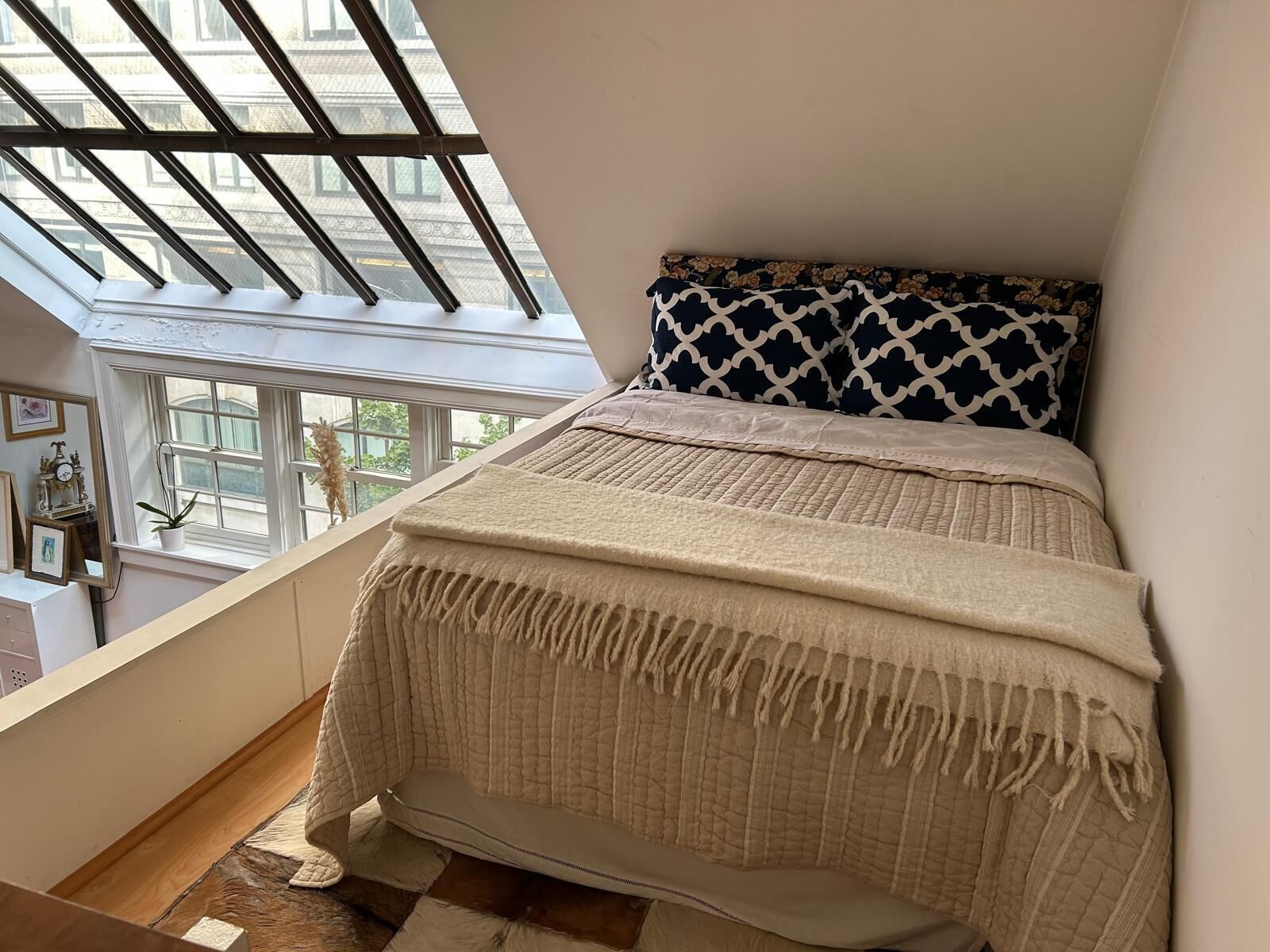 WiFi、ベッドシーツ