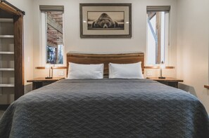 1 bedroom, WiFi, bed sheets - Otter`s Den (Homer)
