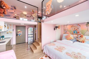 Habitación clásica con 2 camas individuales | Área de sala de estar