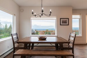 Dining - Misty Ridge in Homer (Homer)