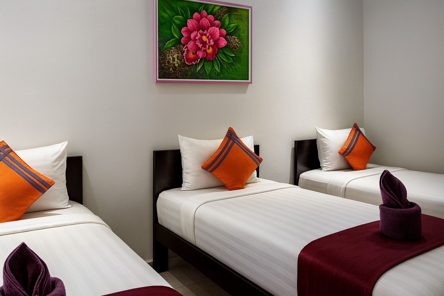 Habitación triple superior, balcón, vista al jardín | Wifi gratis 