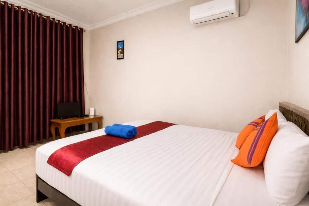 Standard Double Room, Garden View | Wi-fi percuma