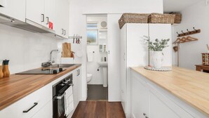 Mikrobølgeovn, ovn og kokeplater