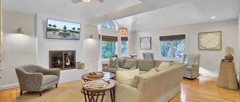 House (5 Bedrooms) | Interior