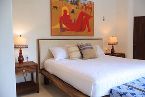 2 bedrooms, free WiFi, bed sheets, wheelchair access - San Pancho Jungle Retreat : Private Pool : Casa Coquitos (San Francisco)