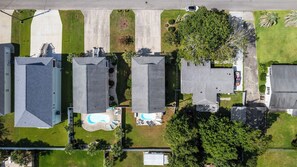 Exterior - Spacious 5-bedroom house with pool near ocean and amenities in Murrells Inlet (Murrells Inlet)