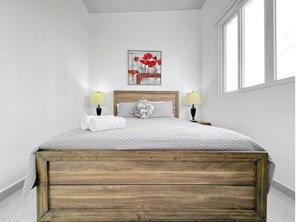 Bügeleisen/Bügelbrett, WLAN, Bettwäsche