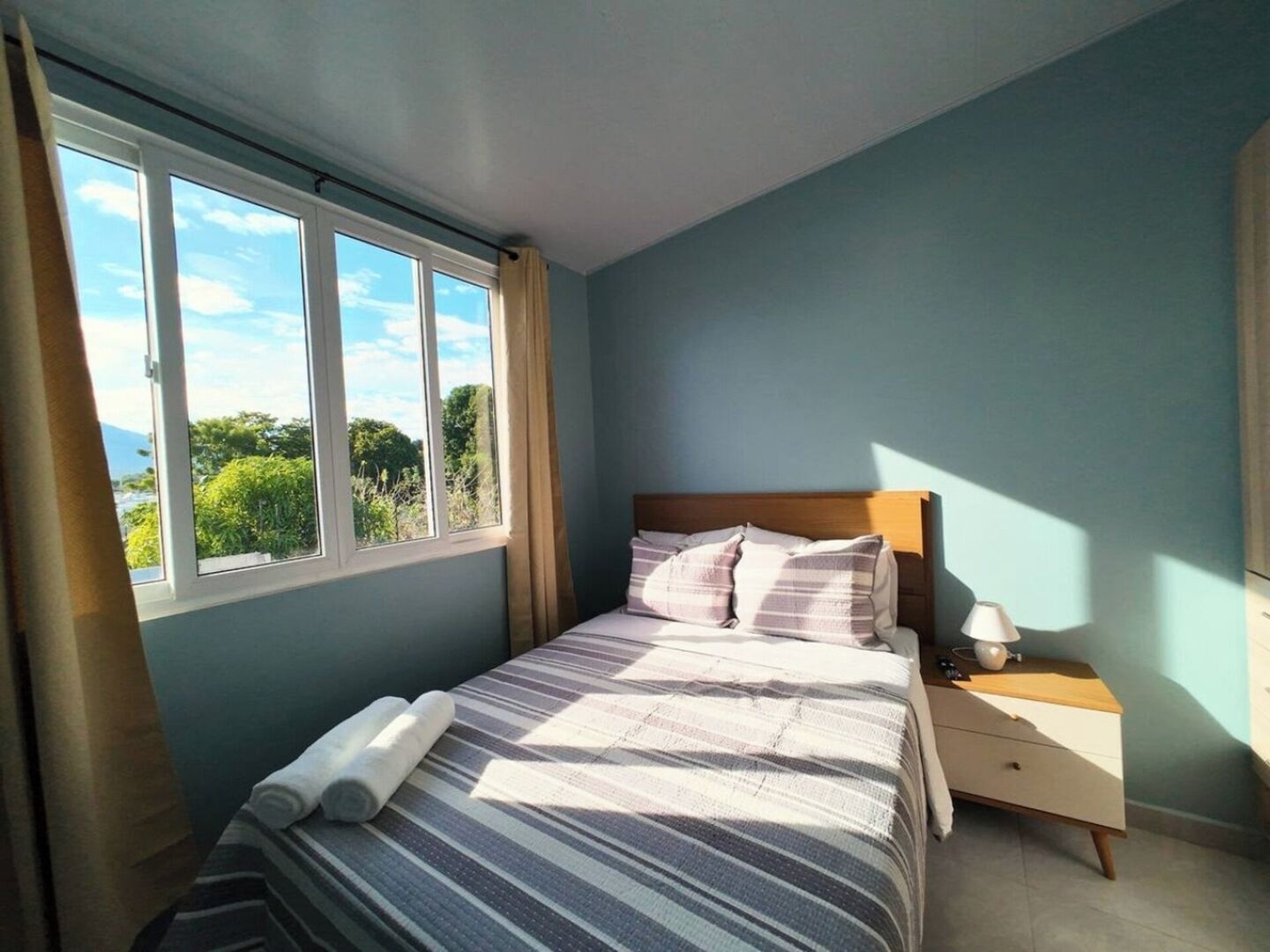 3 bedrooms, iron/ironing board, travel cot, WiFi