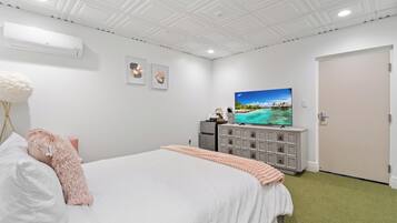 Basic Double Room | Free WiFi