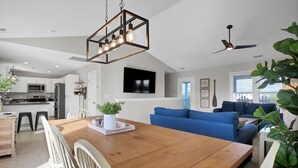 Dining - HEATED POOL. Backyard retreat! Game room. 3-min walk to beach via backyard path (Surf City)