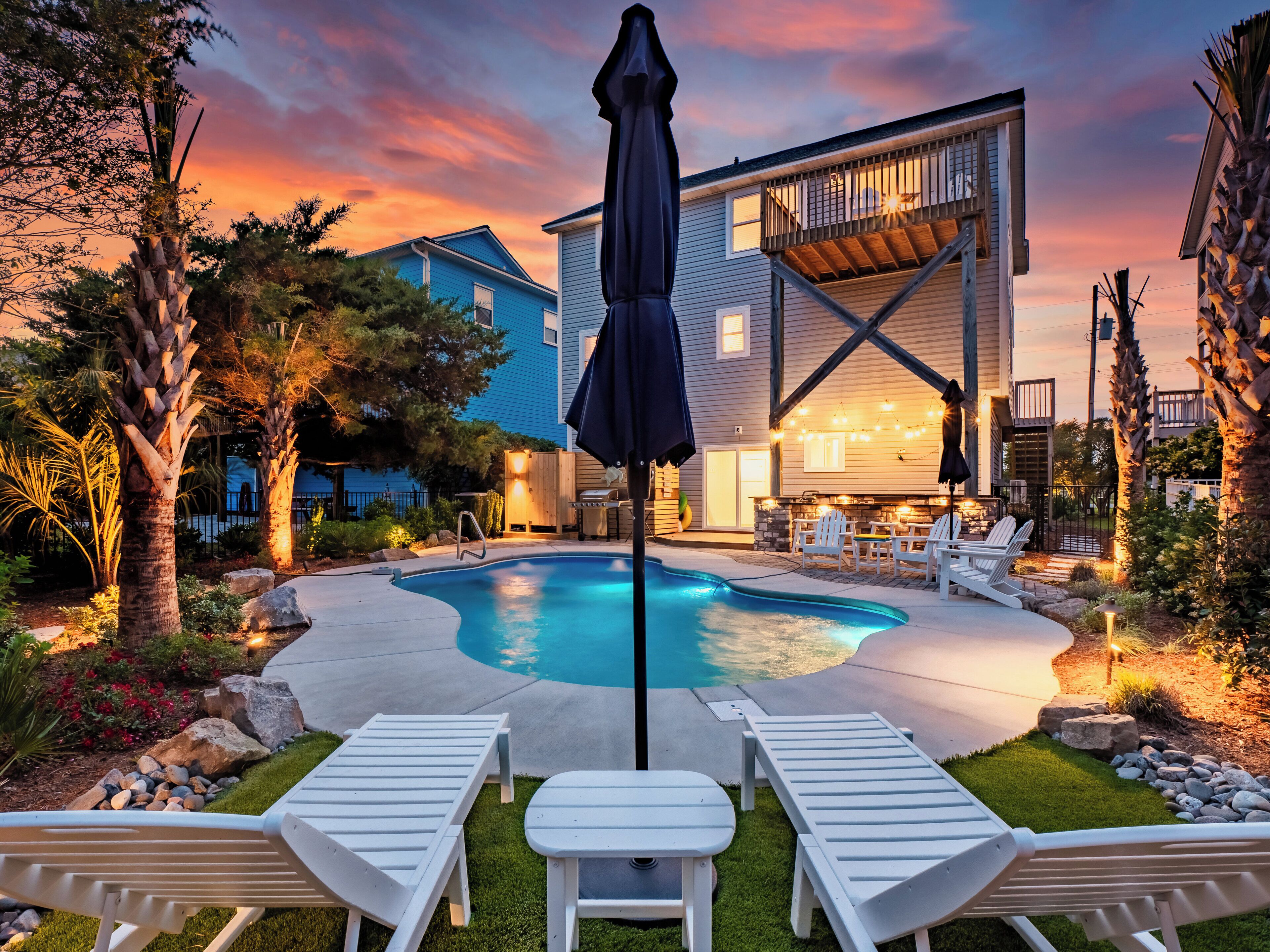 Outdoor pool, a heated pool