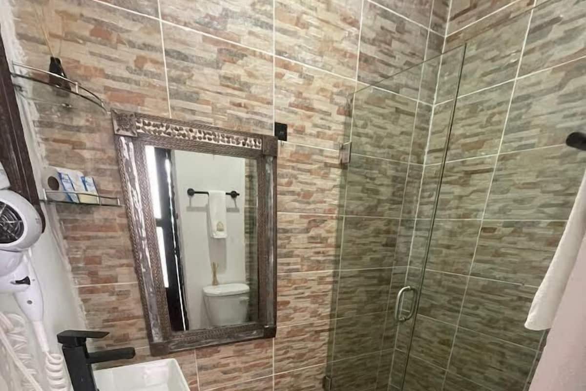 Comfort Room | Bathroom